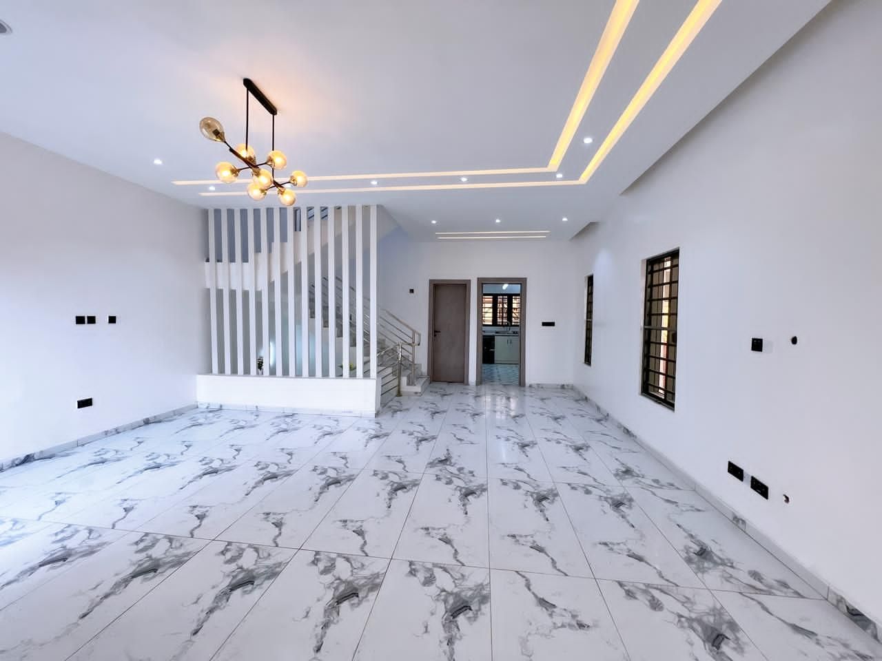 Lekki Phase  1 Proper , 4 bedrooms terraces with a private compound 8