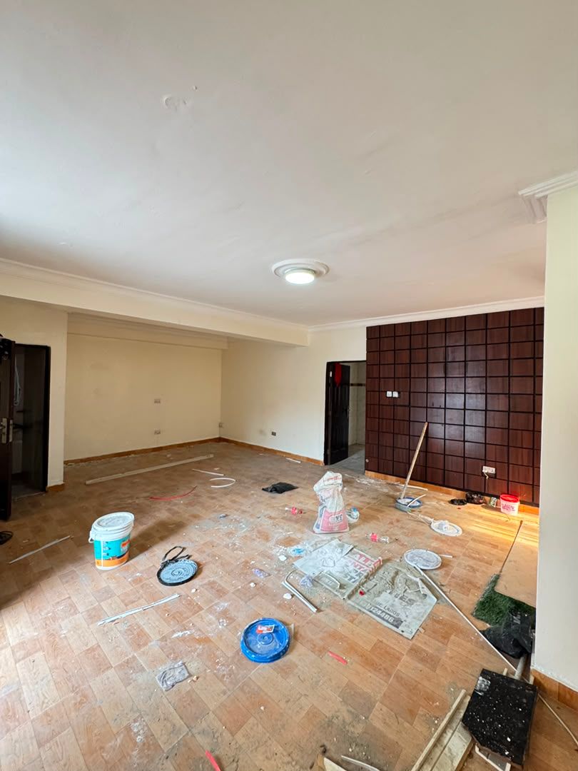 Spacious 4 Bedroom Semi Detached Duplex In A Serene Environment /  Opebi ,Ikeja /  C. of . O  / 450M 2