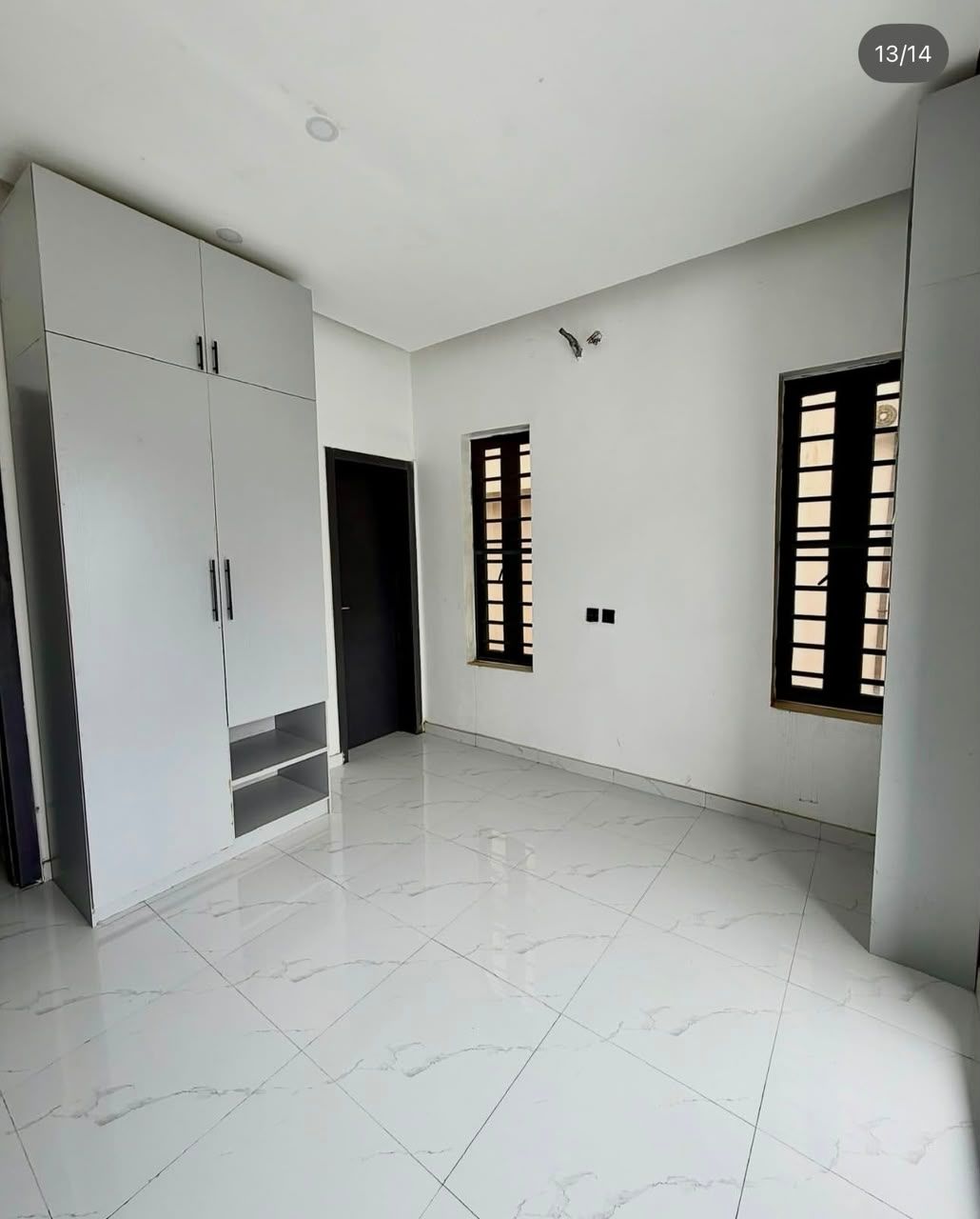 5 Bedroom duplex VGC  320M 8