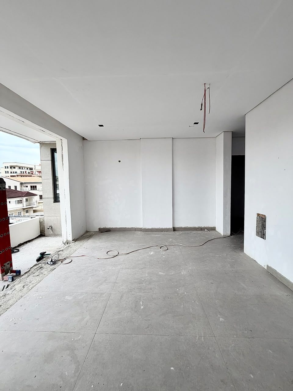 3 BED APARTMENT | ONIRU, VI | N700M 2 Bedroom Apartment plus bq: N500M 3 Bedroom Apartment plus bq: N700M Contact us to secure this property at best price. Features: Maisonette | Secured Area | Living Room | All Rooms En-suite | | Fitted Kitchen | Gas burner | Oven | Heat Extractor | Water heater | Walk-in Closet | Walk-In Shower | Spacious Rooms | Elevator | Swimming Pool | BQ | Laundry Room | Terrace 10