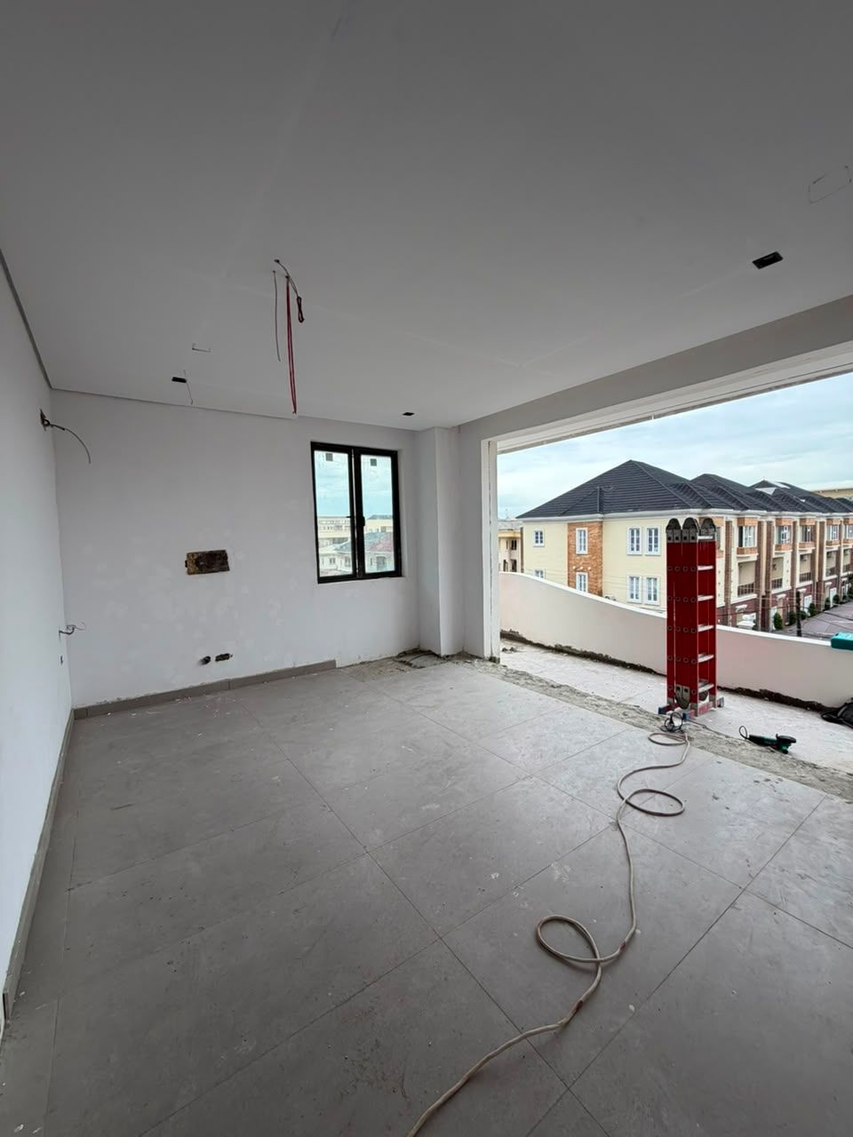 3 BED APARTMENT | ONIRU, VI | N700M 2 Bedroom Apartment plus bq: N500M 3 Bedroom Apartment plus bq: N700M Contact us to secure this property at best price. Features: Maisonette | Secured Area | Living Room | All Rooms En-suite | | Fitted Kitchen | Gas burner | Oven | Heat Extractor | Water heater | Walk-in Closet | Walk-In Shower | Spacious Rooms | Elevator | Swimming Pool | BQ | Laundry Room | Terrace 8