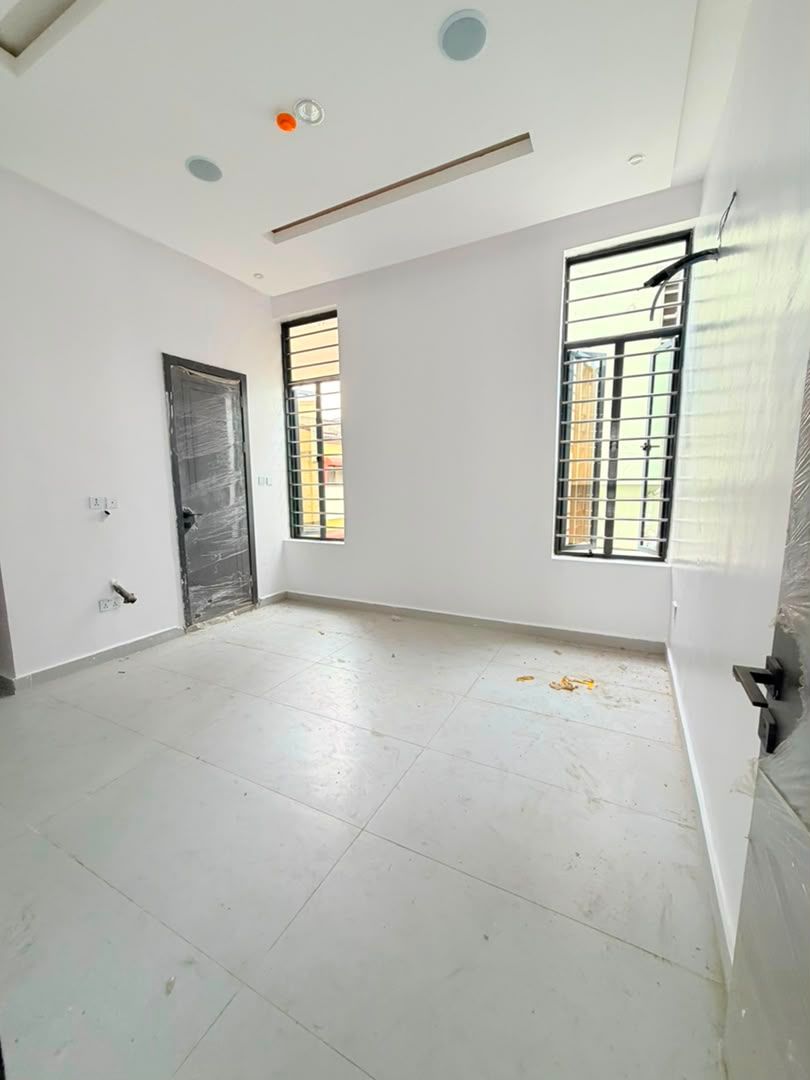 Lovely 4 Bedroom Semi Detached Duplex with Bq / Omole Phase 2 /₦550M  / C.of.O 7