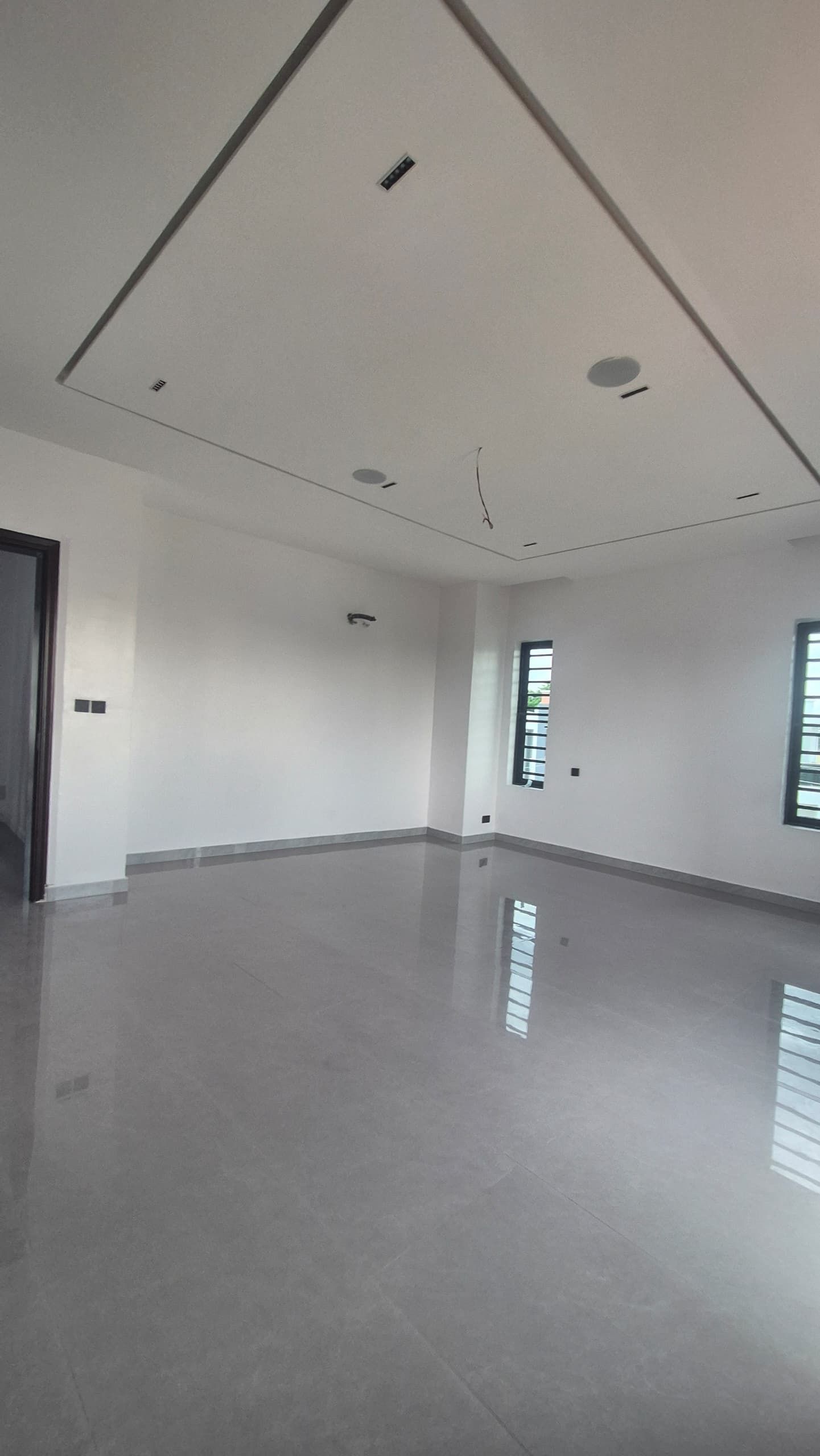 Luxury 4 Bedroom fully Detached duplex with Study Room, home Office Room &  Room Bq in Maryland within a gated Estate / 750m 4