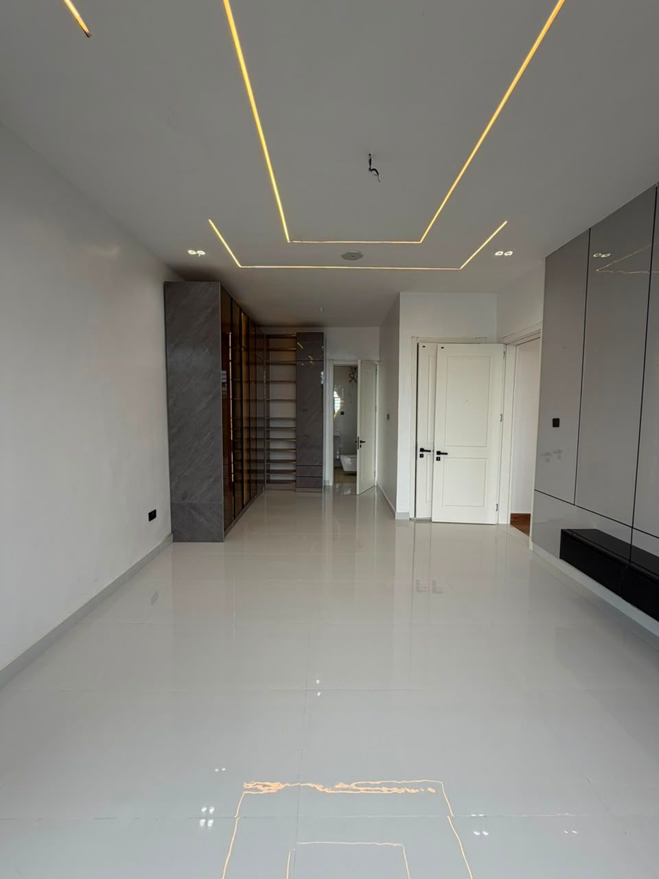 5 BEDROOM DUPLEX ORCHID 470M  POOL AND OFFICE SPACE 14