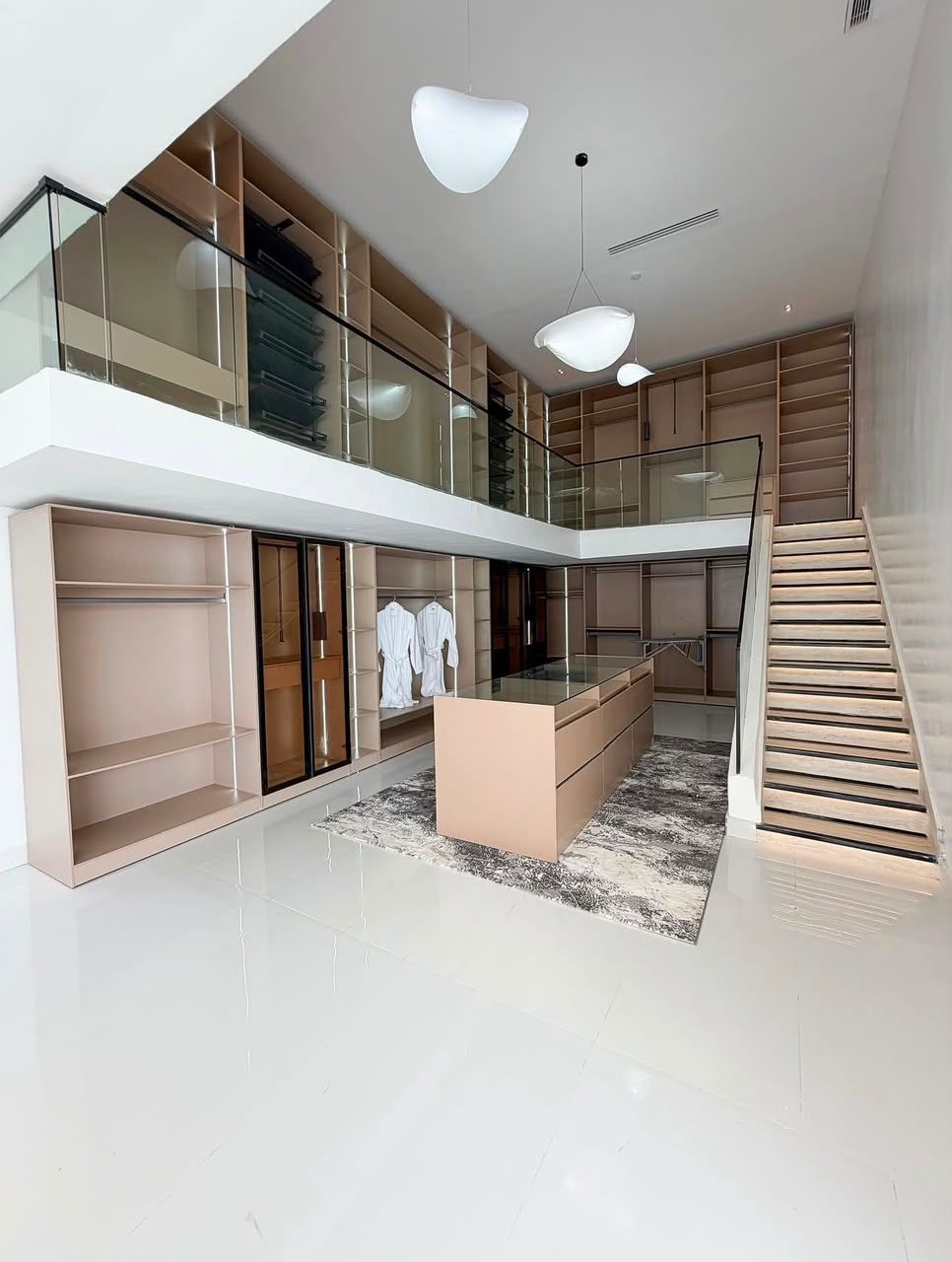5Bedrooms Fully Detached Duplex , 1.7Bn, Swimming pool, Osapa London 11