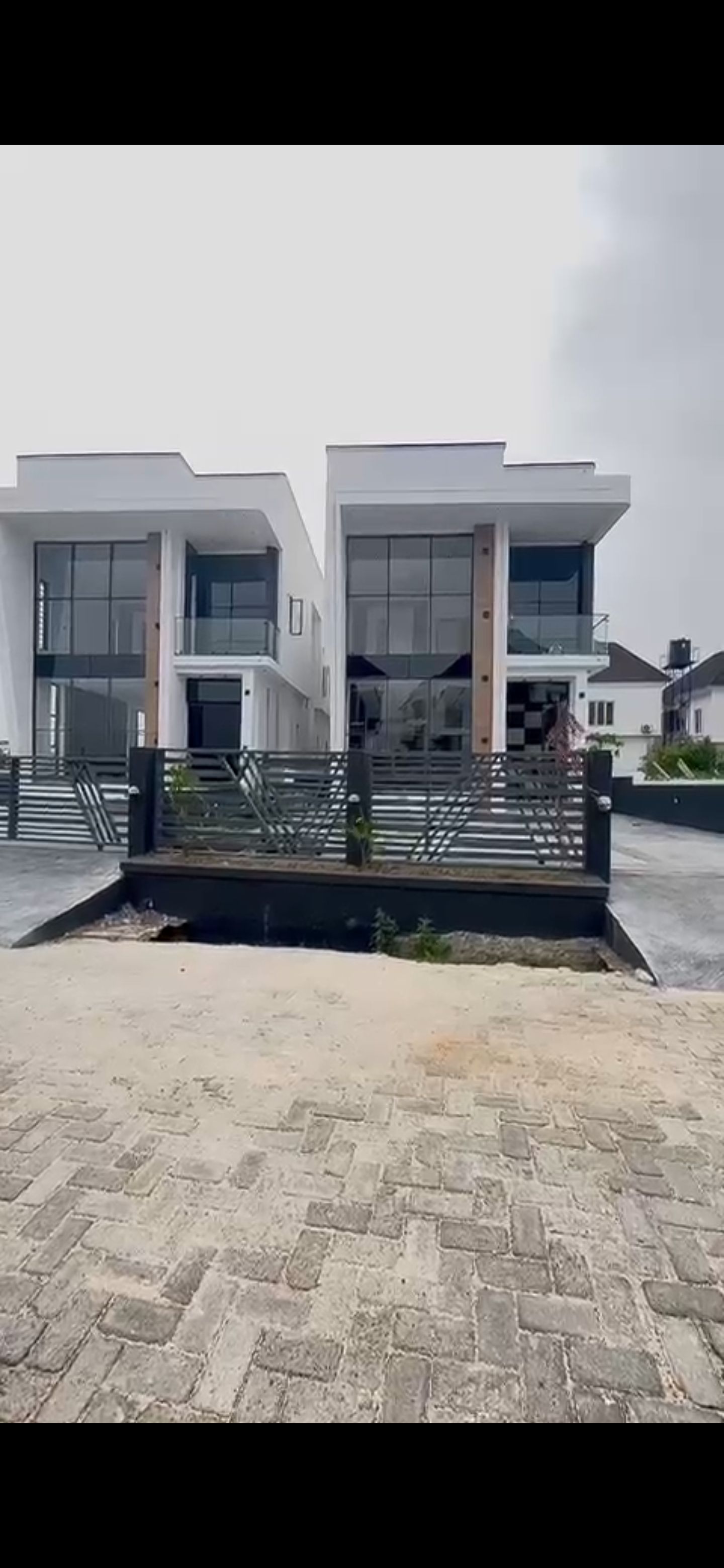New 5Bed detached duplex +pool N380m. Title c of o. My Direct brief Megamound Estate ikota 2