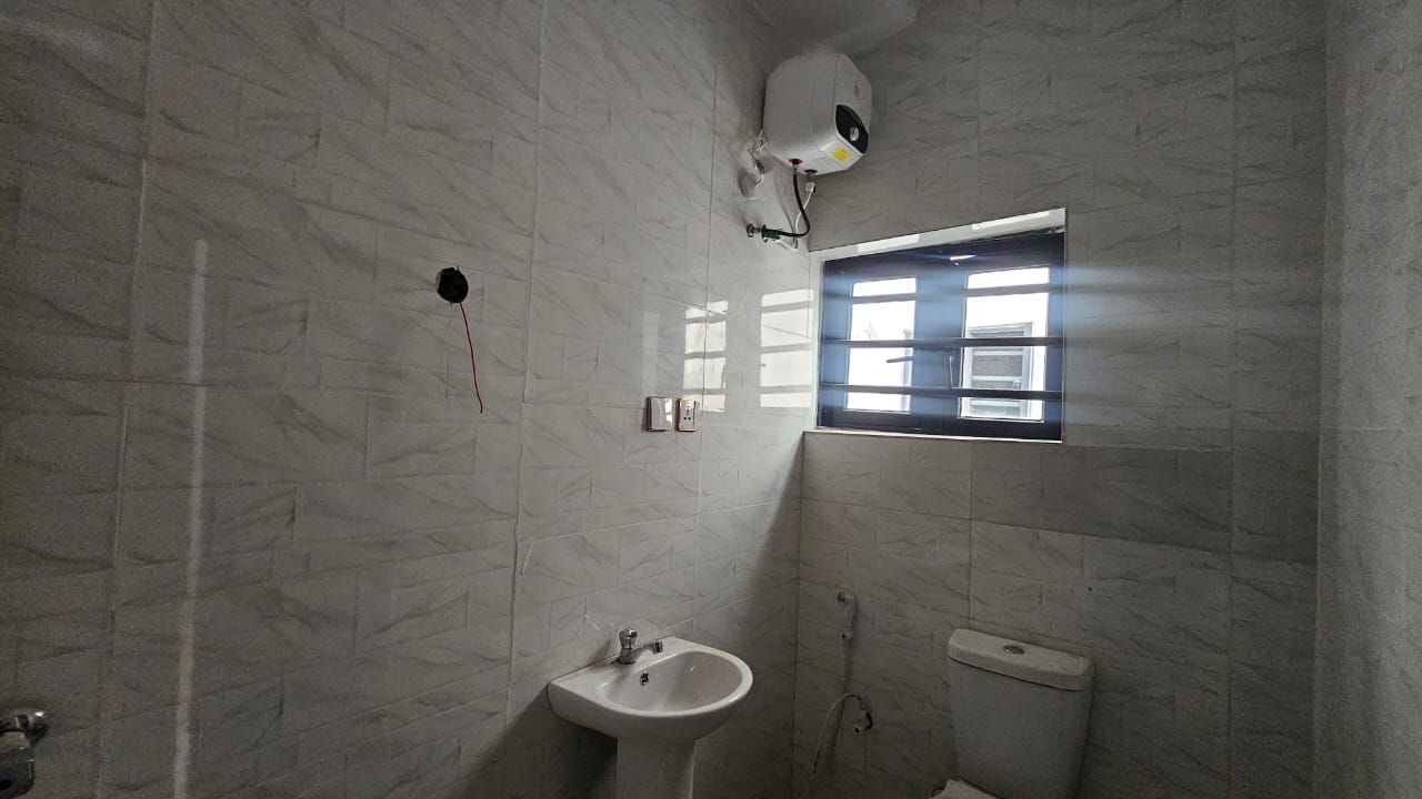 Brand new 4bedroom semi detached duplex with a room boy's quarter at awuse Estate opebi  / N550m 11