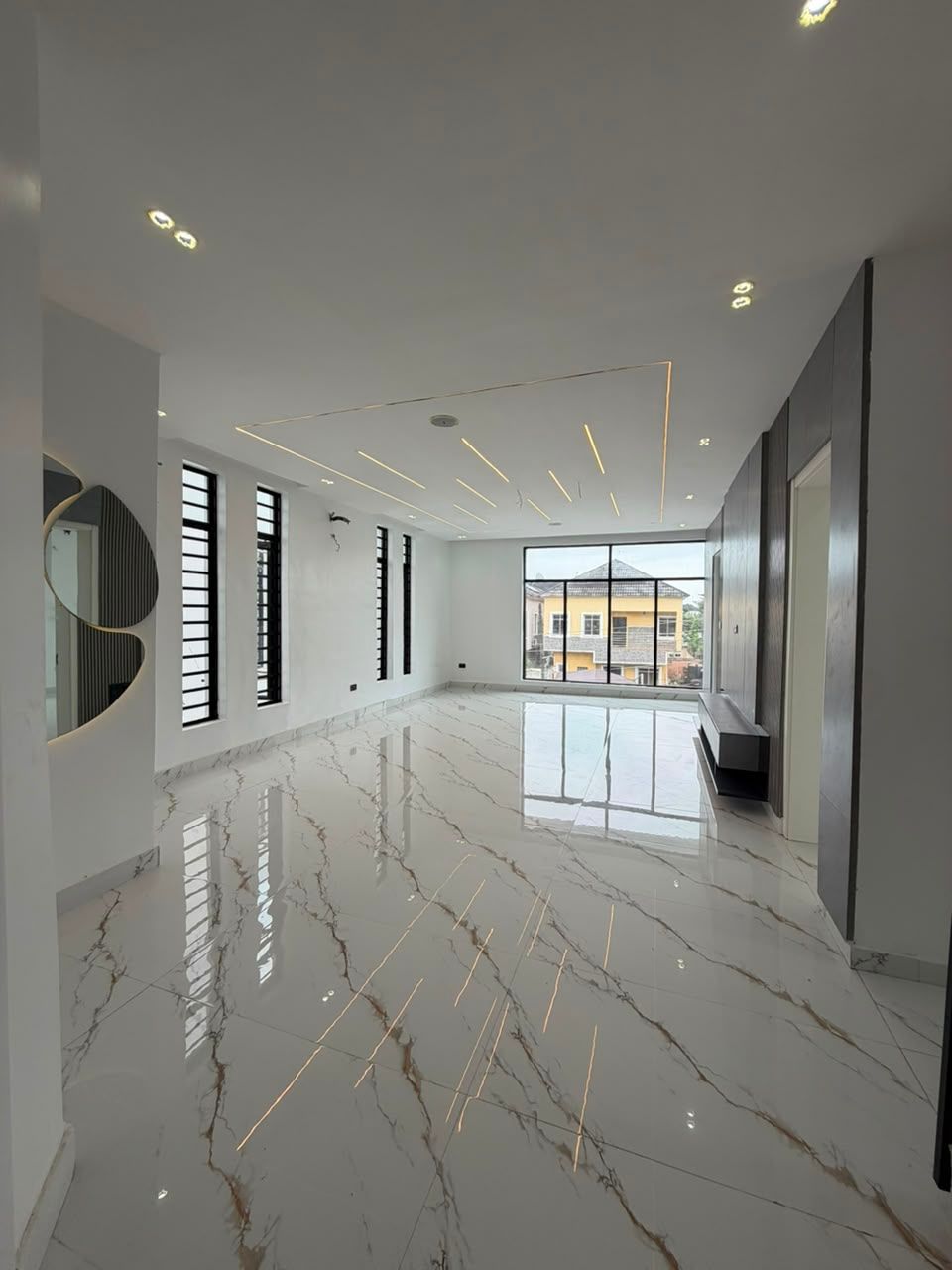 5 BEDROOM DUPLEX ORCHID 470M  POOL AND OFFICE SPACE 6