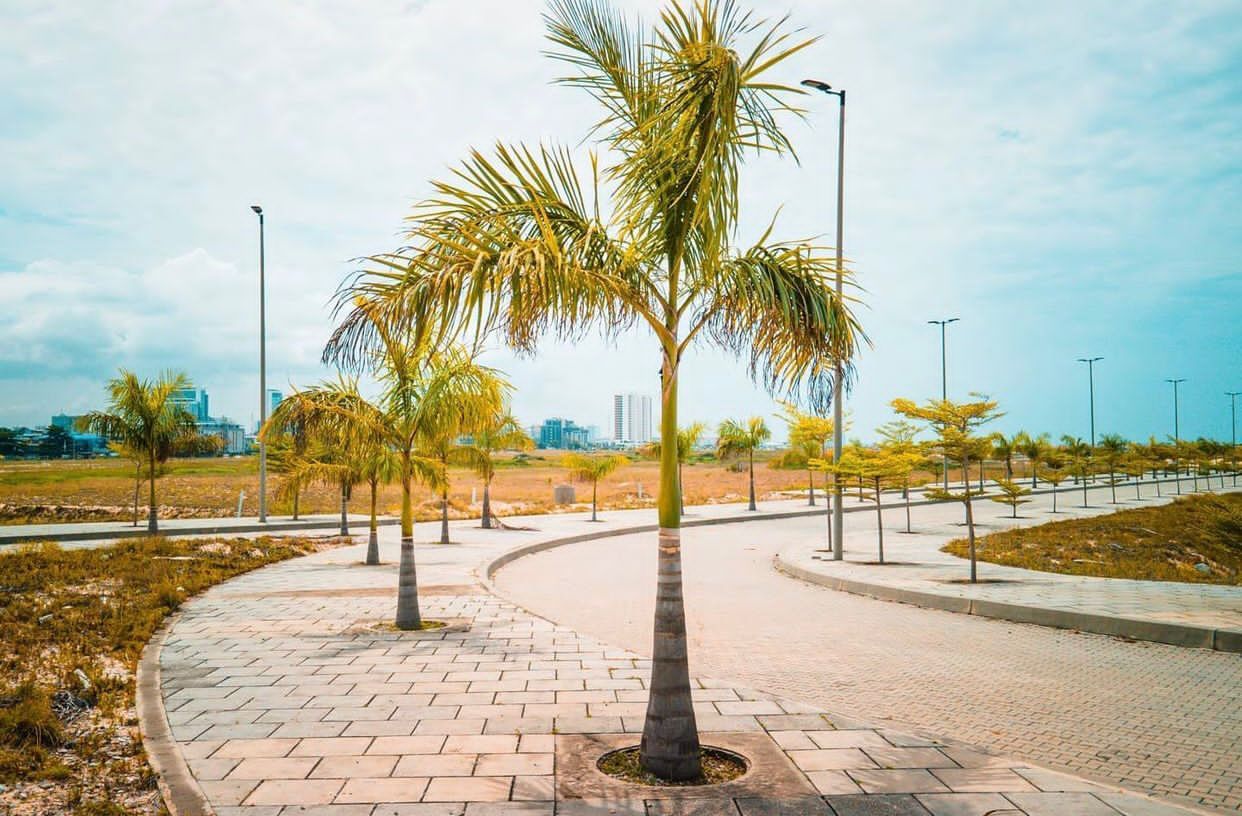 *Distress Sale at Eko Atlantic Victoria Island*  Eko Pearl Champagne Tower (Tower B)  Eko Atlantic, A 2 bedroom flat on the 6th floor, sea view , 750m 7