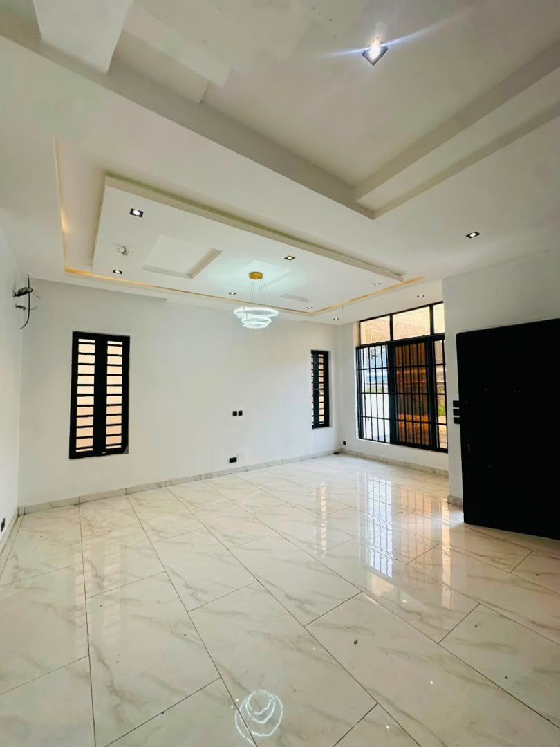 4 BED || 170 MILLION ||  AJAH LEKKI,  LAGOS. 6