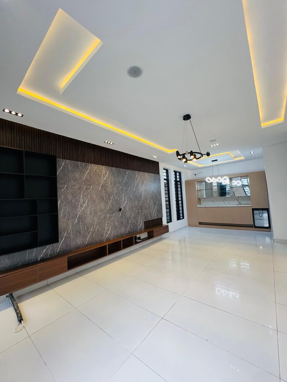 4 BED || 170 MILLION ||  AJAH LEKKI,  LAGOS. 4