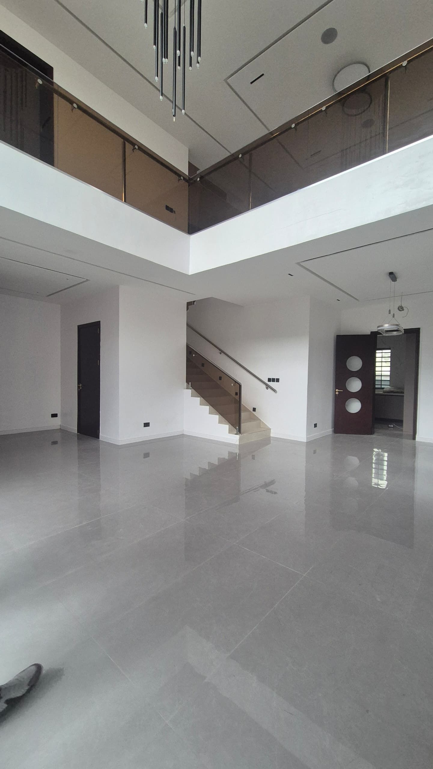 Luxury 4 Bedroom fully Detached duplex with Study Room, home Office Room &  Room Bq in Maryland within a gated Estate / 750m 3