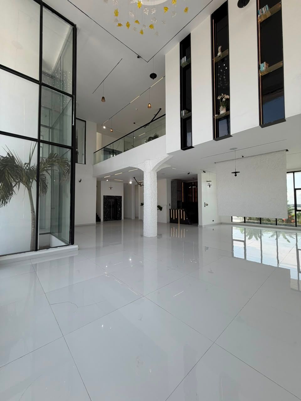 CONTEMPORARY 5BEDROOM SPACIOUS MANSION, WITH SWIMMING POOL, CINEMA, GYM, ROOFTOP TERRACE, OFFICE SPACE, BQ, AND SO MUCH MORE 6