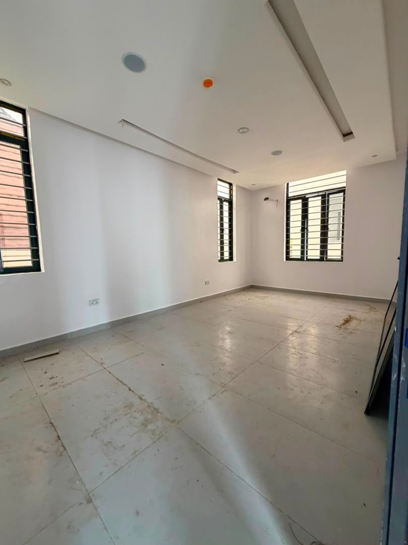Lovely 4 Bedroom Semi Detached Duplex with Bq / Omole Phase 2 /₦550M  / C.of.O 5