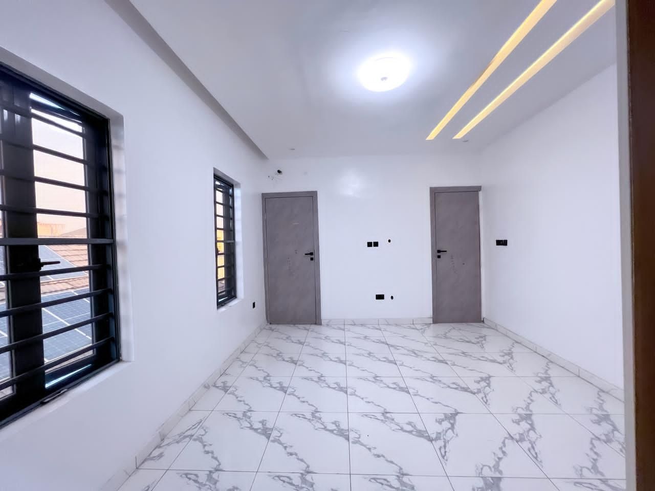 Lekki Phase  1 Proper , 4 bedrooms terraces with a private compound 26