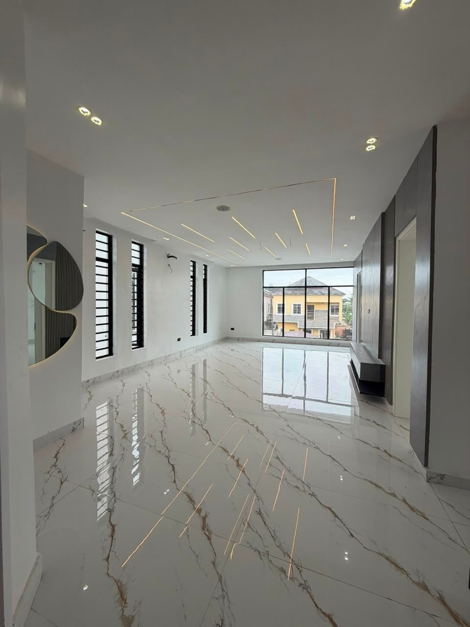 5 BEDROOM DUPLEX ORCHID 470M  POOL AND OFFICE SPACE 5