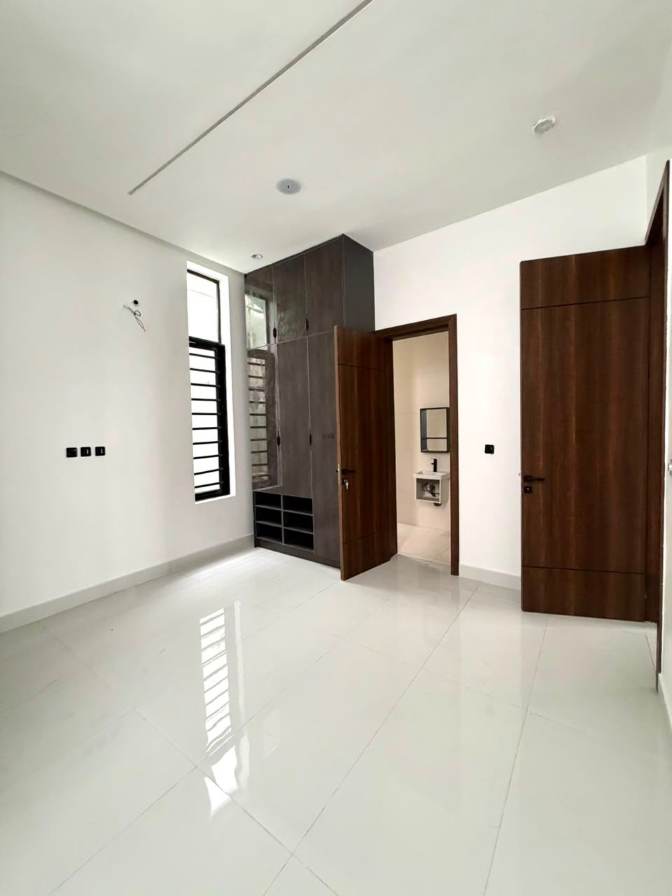 4 Bedroom duplex orchid 380m 12