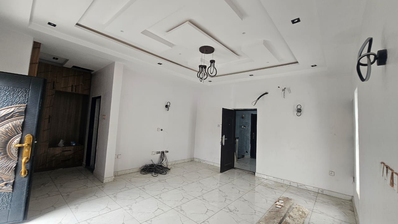 Brand new 4bedroom semi detached duplex with a room boy's quarter at awuse Estate opebi  / N550m 3