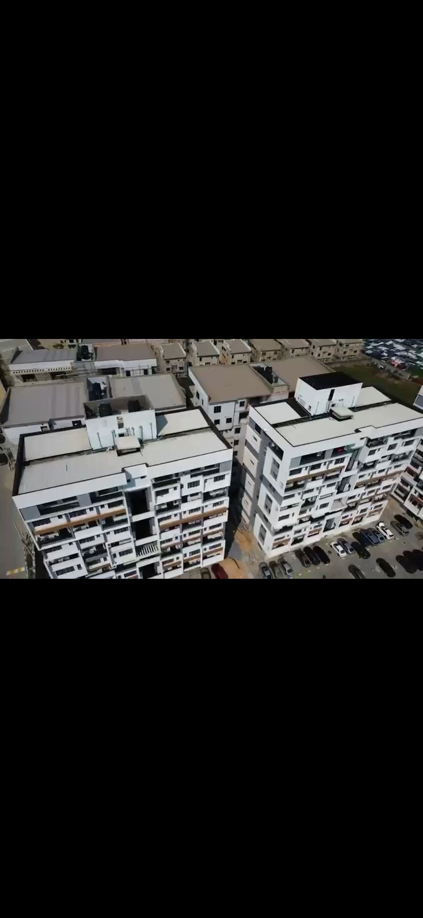 Brand New Smart 3 Bedroom Penthouse Flat with a room Bq