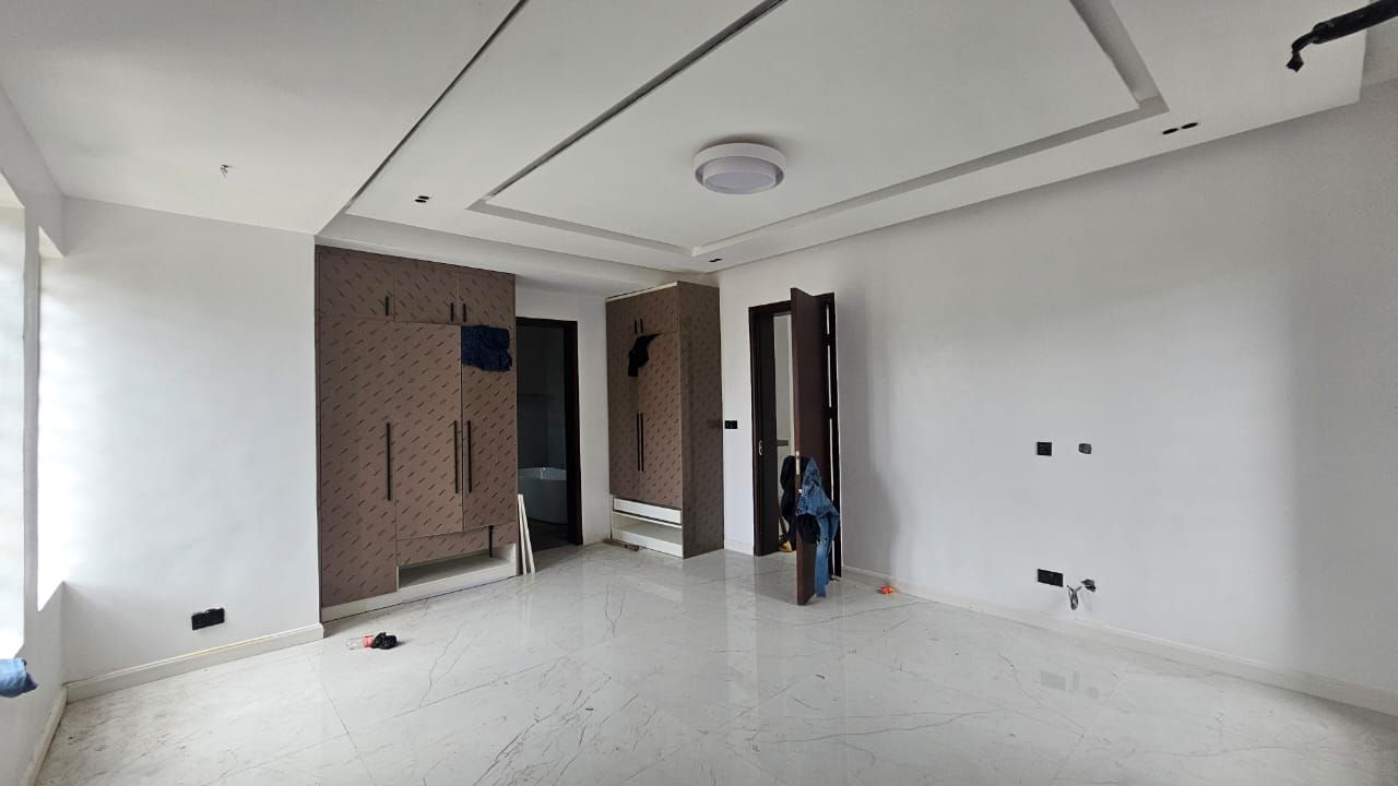 Brand new 4bedroom semi detached duplex with a room boy's quarter at awuse Estate opebi  / N550m 5
