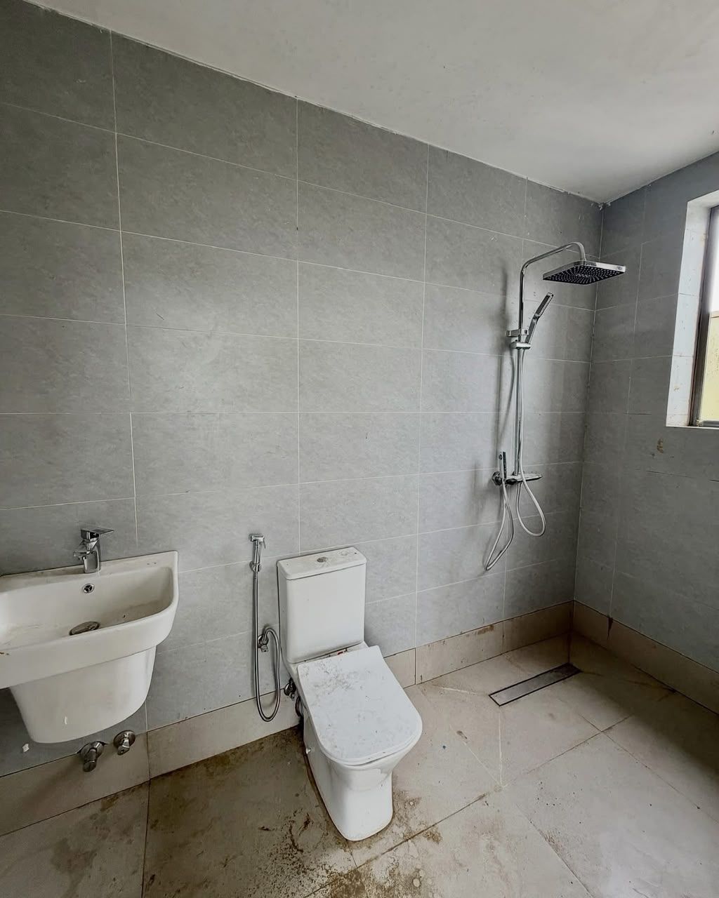 A 2bedroom apartment in Victoria Island,  lagos nigeria,  450m , 10