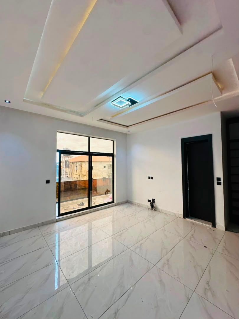 4 BED || 170 MILLION ||  AJAH LEKKI,  LAGOS. 13