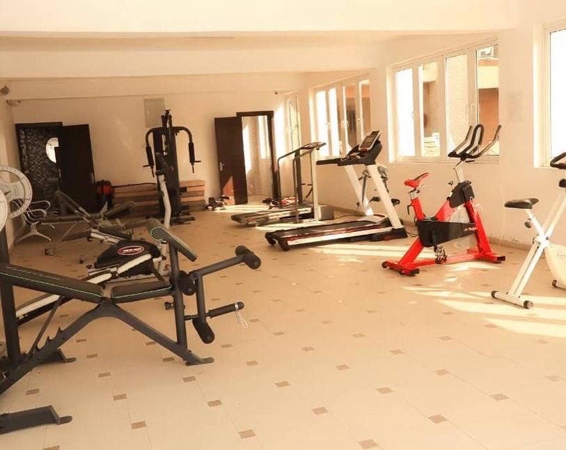 fully finished 3bedrooms flat with 1 room bq 3