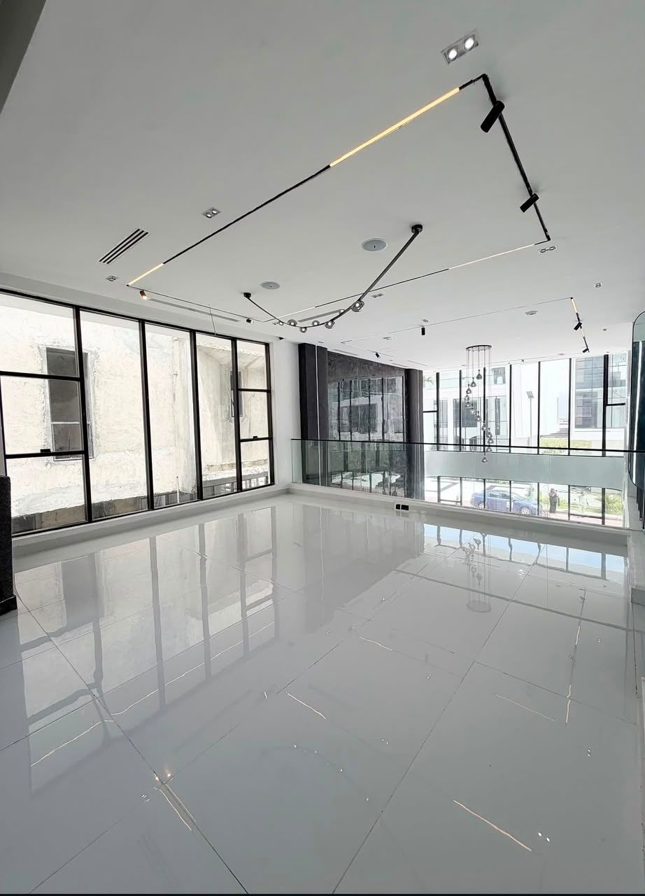 5Bedrooms Fully Detached Duplex , 1.7Bn, Swimming pool, Osapa London 7