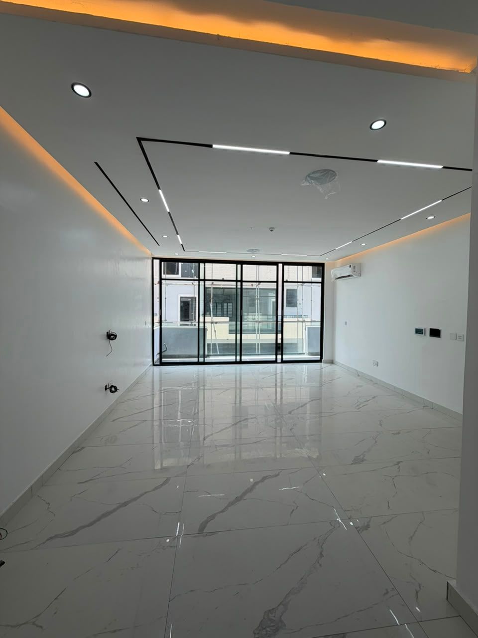 5 Bedroom duplex lekki phase 1 900M 2