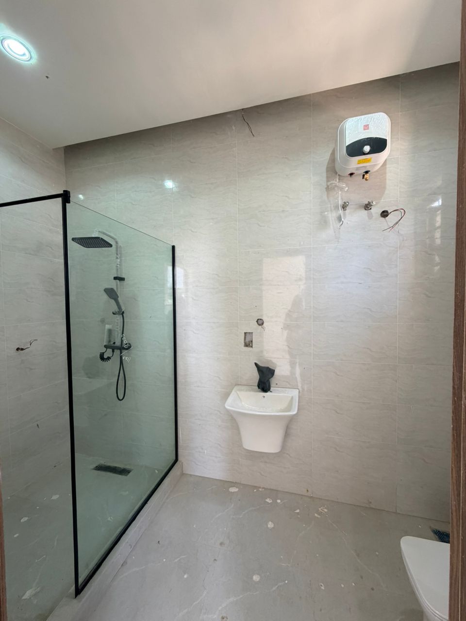 Lekki Phase 1 Residence, *   4-Bedroom Terrace Duplex + BQ: ₦440M *   3-Bedroom Penthouse + BQ & Elevator: ₦350M 6